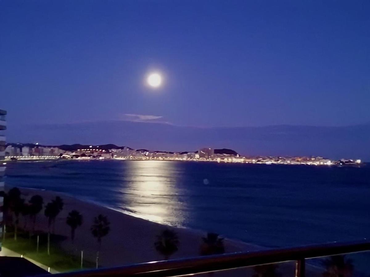 קלנג'ה Apartamento Torre Valentina Frente Al Mar מראה חיצוני תמונה